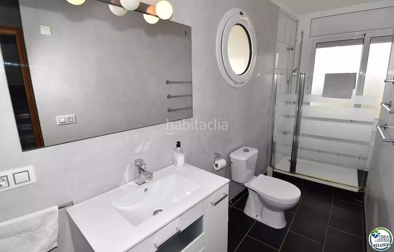 Foto fbc5086d-9eb8-4b9a-a08b-f4ff5ee13bfc. Casa amb calefacció a Salins - Cavall de Mar Empuriabrava