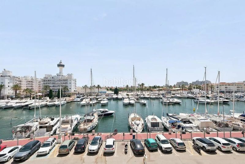 Foto bef2528e-4c85-4951-aaca-ede9c689f0d9. Pis a Port Grec - Port Moxó Empuriabrava