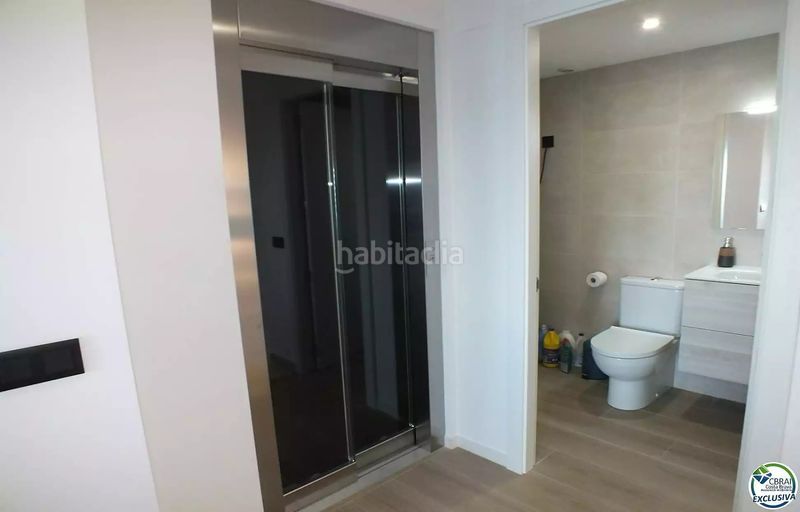 Foto fc6a7383-58de-4be3-9d61-01f63136e1db. Casa amb calefacció piscina a Puig Rom-Canyelles-Almadrava Roses