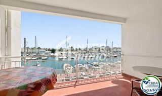 Etagenwohnung in Calle port grec 1. Port grec nautica apartamento con cabina a reformar, con vistas