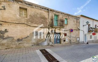 Casa a Carrer nou 32