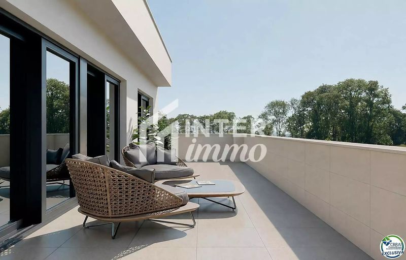 Foto 07451f2f-bbb2-40fc-a56c-0afcc2920d13. Casa en carrer huelva 10 esta villa no es para todo el mundo y eso es justo lo que la hace interesante en Roses