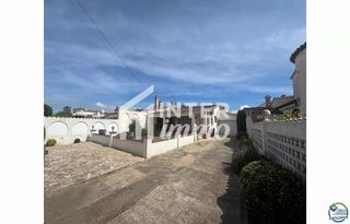 Casa a Sector peni 115. Casa de planta baja para reformar en peni, con garaje, posibilid