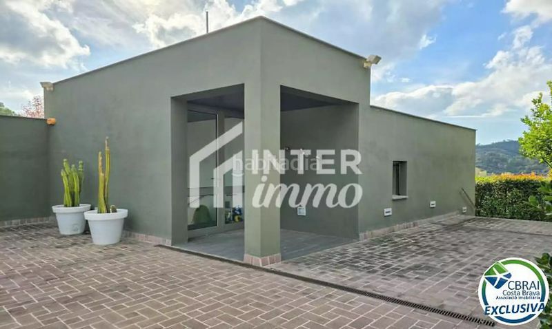 Foto d9f2a520-a65e-40c9-a881-247496273e7d. House in calle rosselló 8 in Jonquera (La)