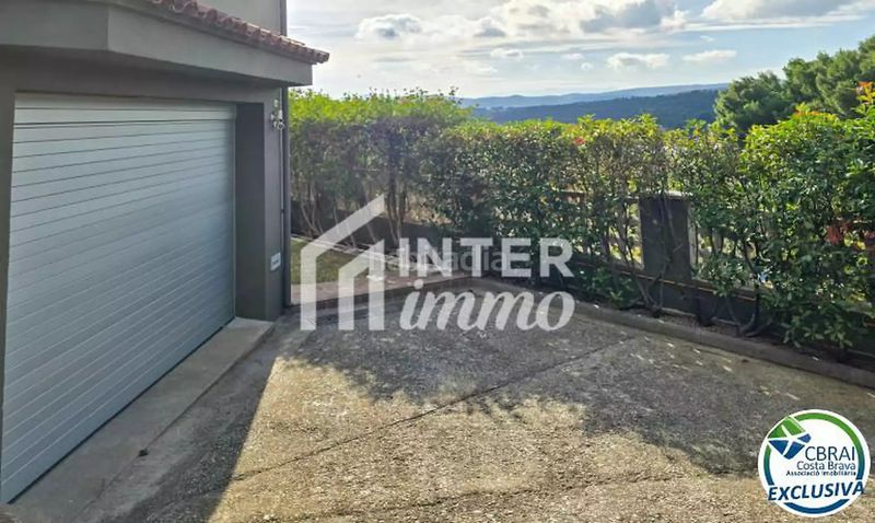 Foto f3a756cc-4601-42da-8aa2-08fa25d74540. House in calle rosselló 8 in Jonquera (La)