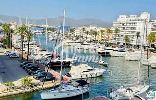 Pis a Sector port grec 1