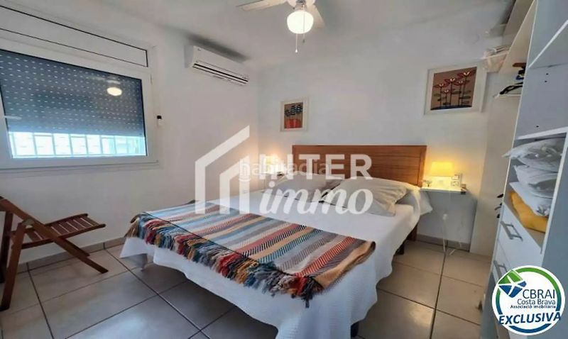 Foto 5cff0d89-fe26-4dc5-b51c-5c9ebd4f9d01. Casa a carrer montseny 82 a Carlit - Montseny Empuriabrava