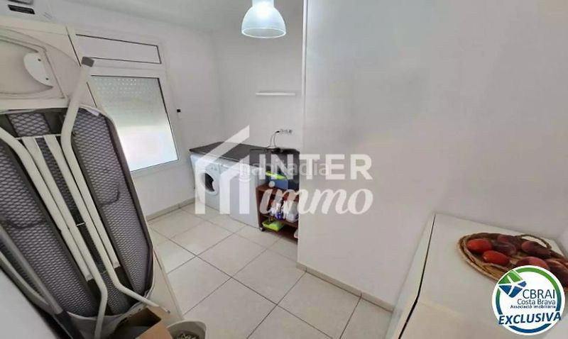 Foto 66fd1b5e-275d-4489-8b3e-2748d8ce7f5e. Casa a carrer montseny 82 a Carlit - Montseny Empuriabrava