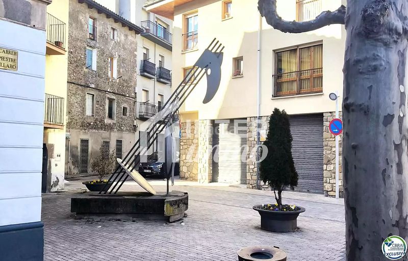 Foto e59ccdba-b722-49e7-b111-a328ea419a8a. Casa a calle balmes 6 a Sallent