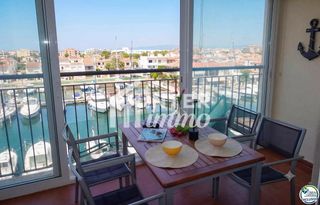 Estudi a Sector salins 1. Apartamento con espectaculares vistas al canal, a 3 minutos de l
