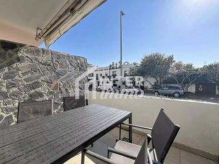 Pis a Poblat tipic / av. castello d'empuries 6 esc. 14