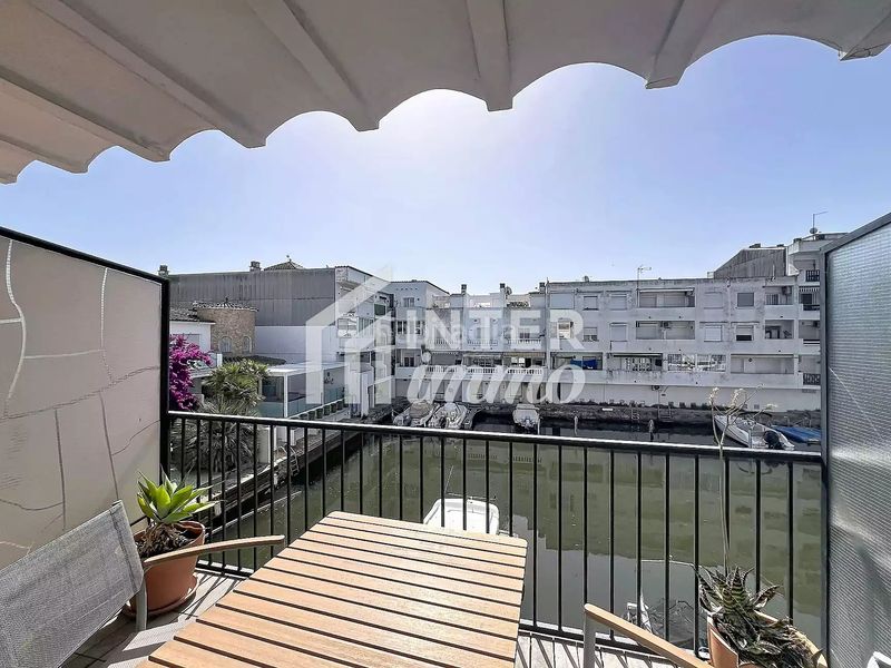 Foto eca5cb6f-92f0-4ee8-9033-6a938129106c. Pis amb aparcament a Alberes Empuriabrava