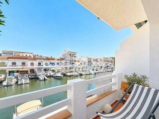 Studio  Portofino 17-19. Encantador estudio totalmente renovado con vistas al canal