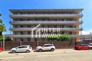 Piccolo appartamento in Calle joanot martorell 6. Apartamento en salatar con vista parcial al mar, gran terraza y