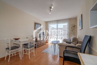 Apartament a Calle cami de las flores - planta 3 puerta 3 o 77 26. Ático céntrico con solárium privado y vistas al mar en empuriabr