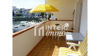 Appartement in Sector port alegre 17. Apartamento en la marina en un entorno pintoresco con terraza de