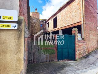 Édifice à Carrer castello 5. Almacén residencial urbano en vilanova de la muga.
