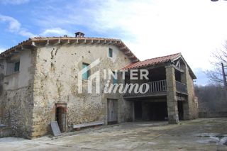 Casa in Polígono 4 6. Magnifica finca ganadera y forestal en vidrà a 3,5 km del pueblo