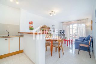 Apartament a Calle de la lluna 16. Gran reserva encantador apartamento a solo 50 metros de la playa