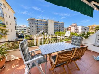 Estudi a Carrer de la punta del ponent 6. Amplio estudio con terraza y licencia turística a 80 metros de l