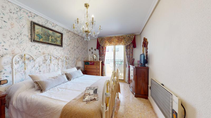 Foto f3dba5f4-f5db-42a5-bf77-f9256ec0d465. Pis a Crevillente