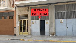 Local Comercial  Aspe - cl isaac peral. Se vende local con vado es aspe ideal para coche y almacen