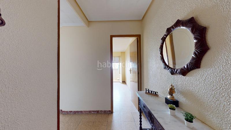 Foto 097553ed-76c2-4ee5-86d2-3a25a8101581. Piso  a reformar , zona la vereda en Novelda