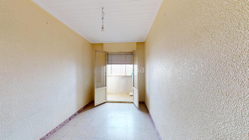 Foto 96fef0ed-30fd-43a6-9a86-39e5eb992214. Piso  a reformar , zona la vereda en Novelda