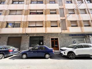 Pis  Novelda - cl guitarrista tarraga. Piso en excelente ubicación con máxima luz y ventilación