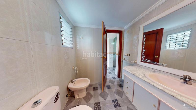 Foto 40cd7954-3fdc-40ba-be12-2ae7739931bc. House in Centro Elda