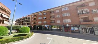 Lloguer Aparcament cotxe a Avenida de madrid 33. Se alquila plaza se garaje en avenida de madrid,crevillente