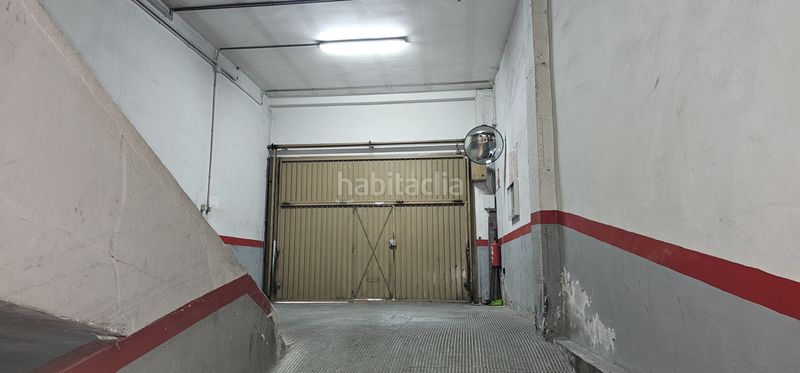 Foto f610e7da-0335-40af-ba71-b87ce5bdaec5. Aparcament cotxe a Novelda