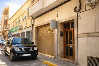 Parking voiture  Novelda - cl goya