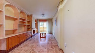 Pis  Crevillent - cl font, la. Se vende piso en crevillent zona ambulatorio