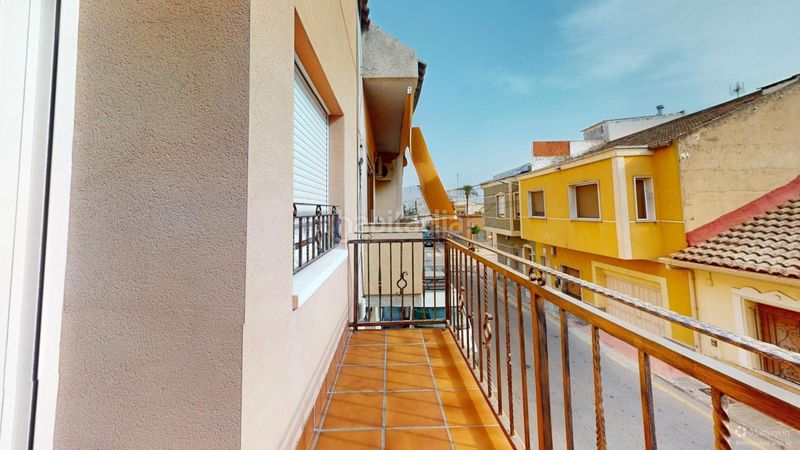 Foto 339b30cc-ddcf-4d7b-98b2-85c8482d287d. Casa amb aparcament a Catral