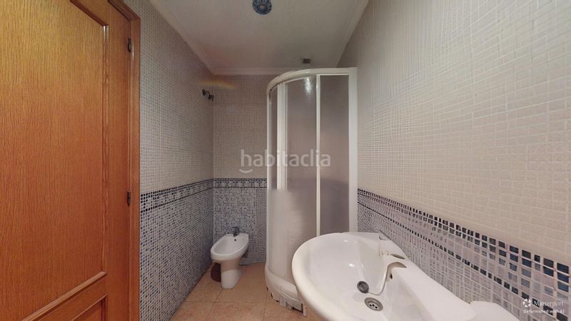 Foto aec0cb7e-c069-486d-9f32-d7143613668d. Casa amb aparcament a Catral