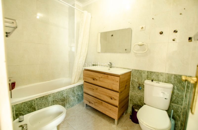 Foto 7bed9d3c-f32d-4d28-b91b-e9496e02fd62. Casa adosada se vende bungalow 1 dormitorio zona torre del moro a 3 minutos del mar en Torrevieja
