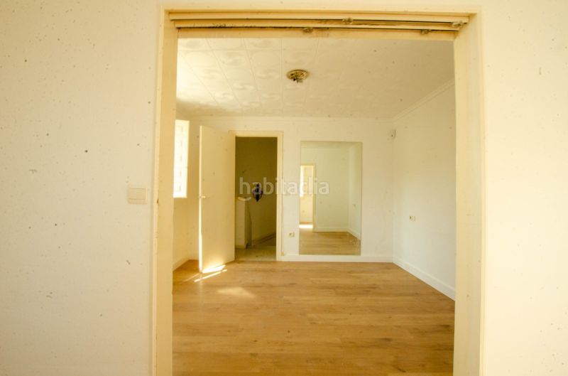 Foto f48fbb73-8afa-4dd8-bf6b-945bc75bbcb8. Casa adosada se vende bungalow 1 dormitorio zona torre del moro a 3 minutos del mar en Torrevieja