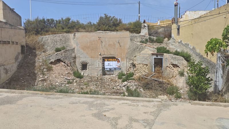 Foto f692c3da-50e0-4e2d-a763-eba9627a259c. Finca rústica a Crevillente
