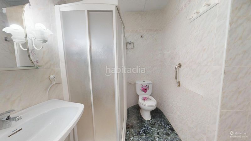 Foto 16c1e719-5885-42f9-834b-7ccd73e1a8a3. Casa adossada amb aparcament a Monforte del Cid
