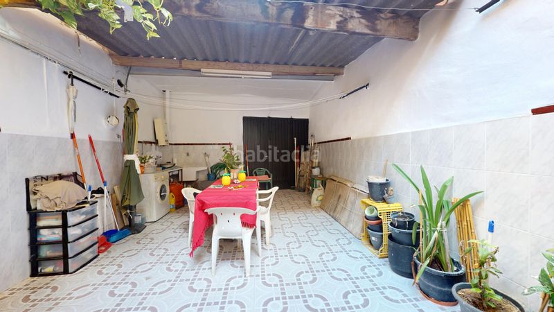 Foto 6692cb89-7fb8-4f9e-82a6-eeda7a211120. Casa adossada amb aparcament a Monforte del Cid