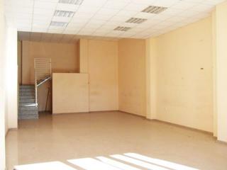 Local commercial à Novelda. En venta local comercial en novelda zona nueva