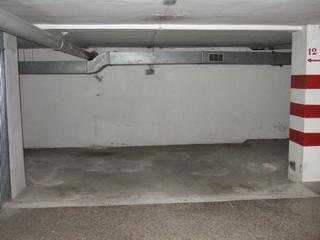 Aparcament cotxe a Petrer. En venta plaza de garaje en petrer