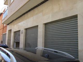 Local Comercial a Plaza de Toros-Avenida Chapí-Trinquete. En venta local comercial en elda