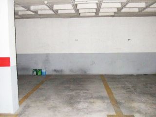 Car parking in Novelda. En venta plaza de garaje abierta en novelda