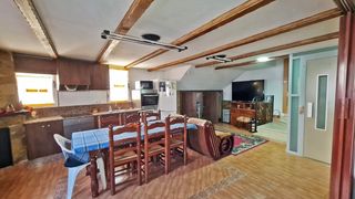 Casa en Petrer. Se vende bungalow adosado de 3 plantas con ascensor en petrer -c