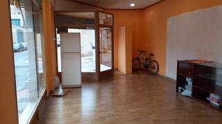 Lloguer Local Comercial a Petrer. En venta o alquiler opción a compra local comercial en petrer
