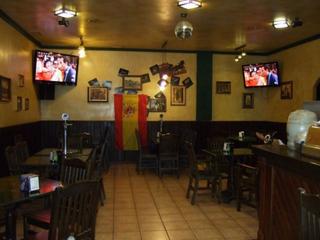 Local Comercial a Petrer. Se traspasa cafetería en petrer zona nou de octubre