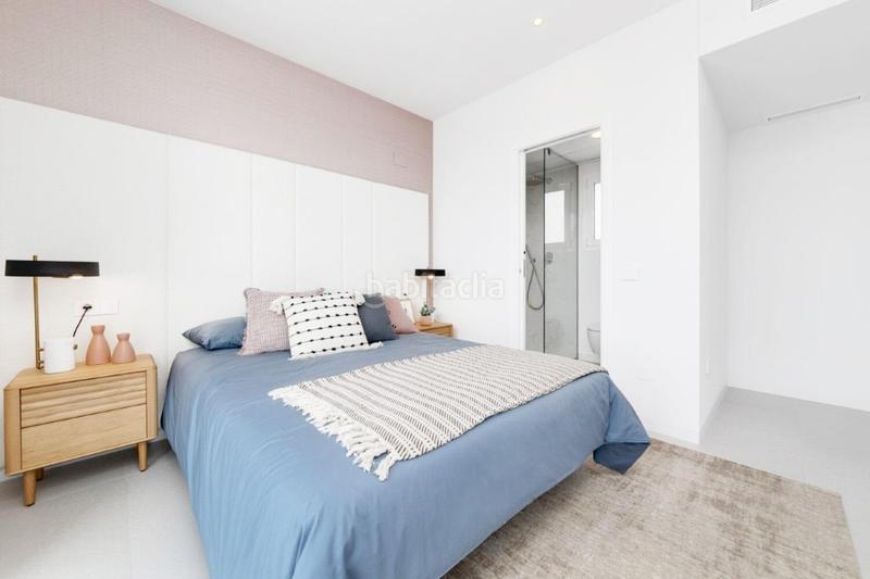 Foto 2104ac98-3835-4293-bfeb-a136dc867d72. Chalet con piscina in Bonalba-Cotoveta Mutxamel