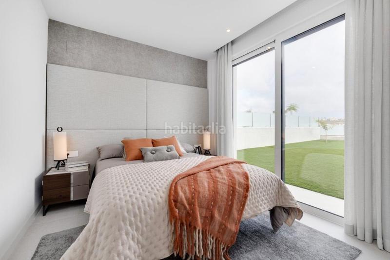 Foto 79bbaeed-a96d-4c28-bf1f-af05e94e4060. Chalet con piscina in Bonalba-Cotoveta Mutxamel